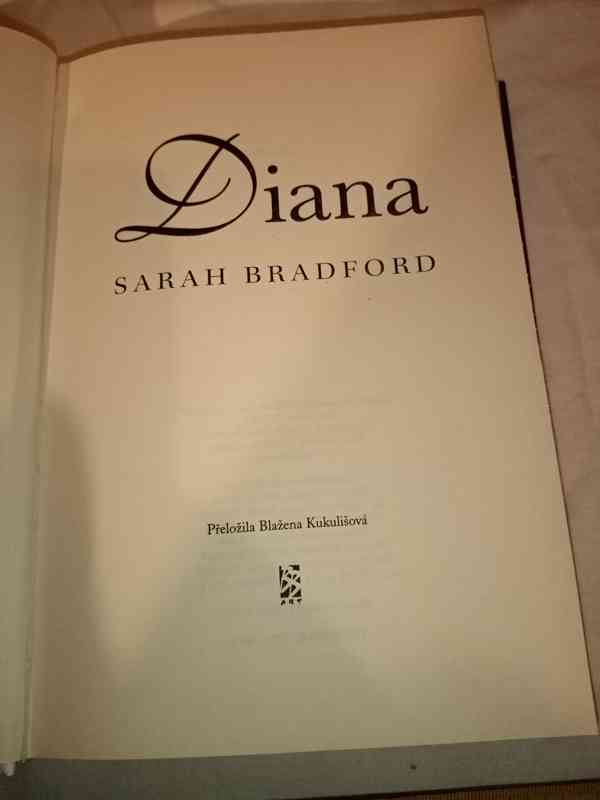 Diana - SARAH BRADFORD 2007 rok, 430 stran - foto 3