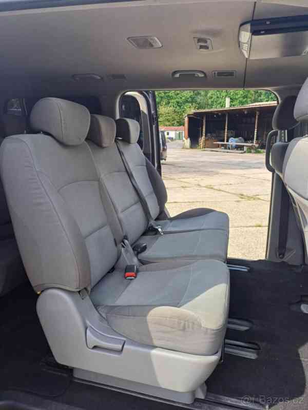 Hyundai H 1 2,5 CRDi 100KW MANUÁL 8-MÍST - foto 10