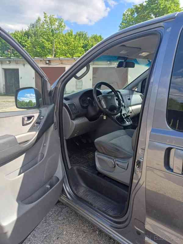 Hyundai H 1 2,5 CRDi 100KW MANUÁL 8-MÍST - foto 12