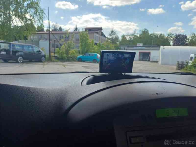 Hyundai H 1 2,5 CRDi 100KW MANUÁL 8-MÍST - foto 3
