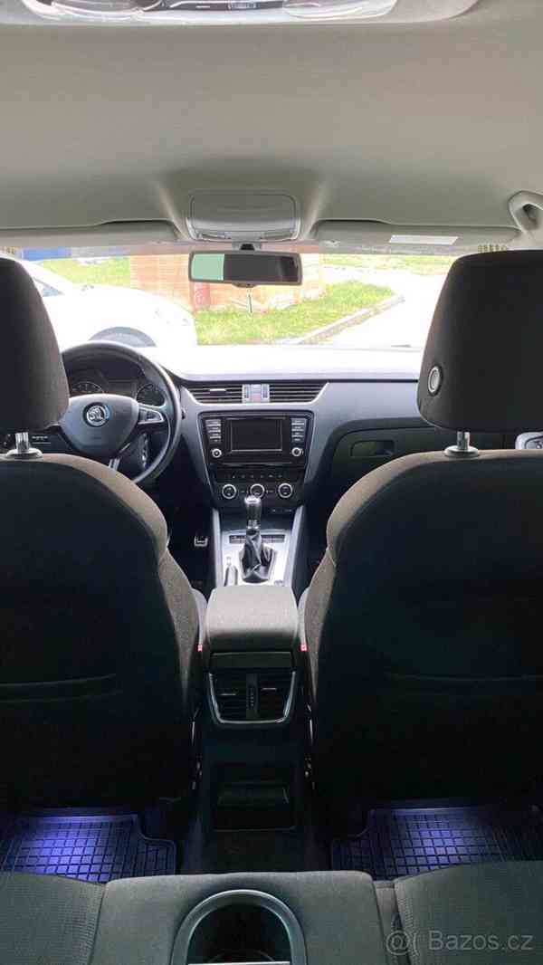 Škoda Octavia 1,6   3 TDI Combi 77kw - foto 3