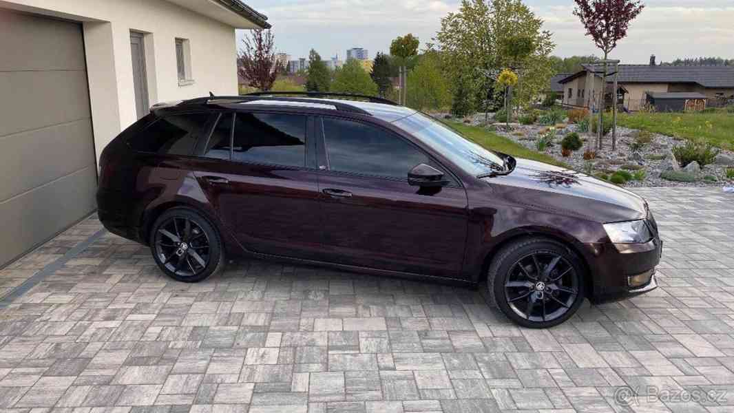 Škoda Octavia 1,6   3 TDI Combi 77kw - foto 14