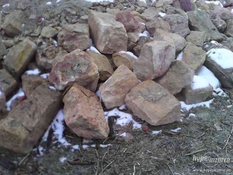 Kameny do zahrady do skalky na stavbu - foto 1