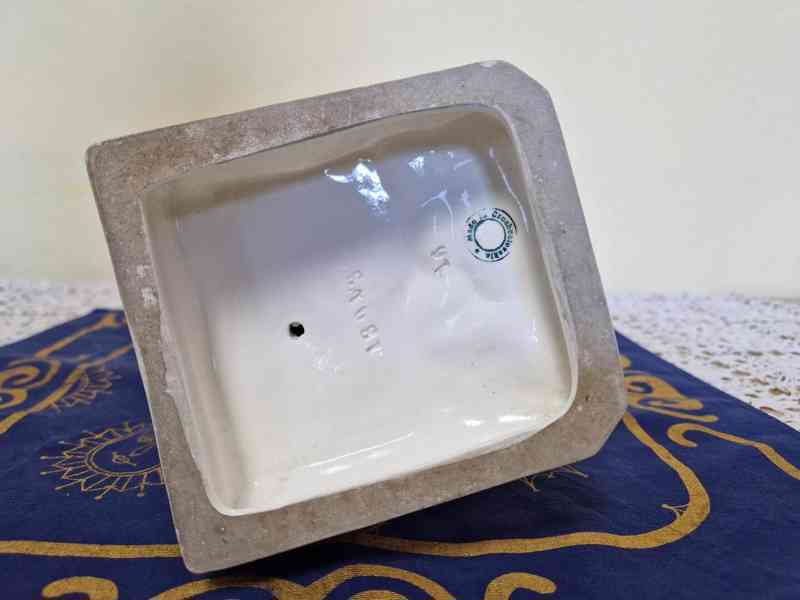 Porcelánová plastika Dívka Akt Royal Dux Atelier Černoch - foto 10