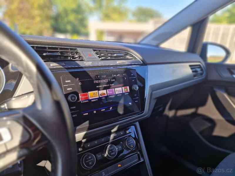 Volkswagen Touran 1,5 - foto 11