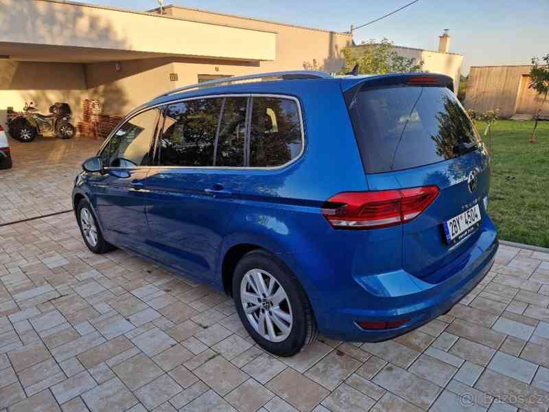 Volkswagen Touran 1,5 - foto 18