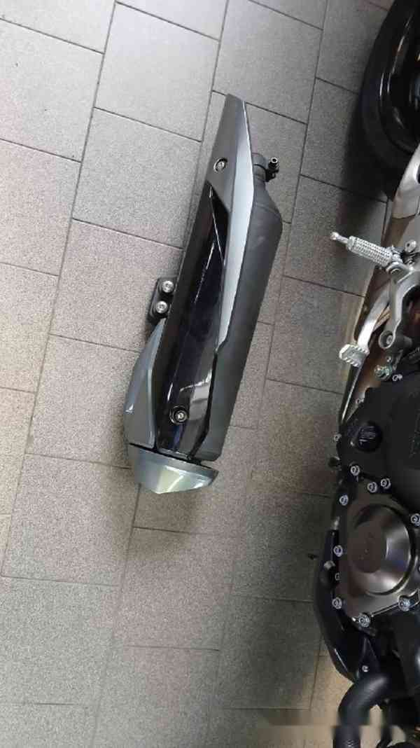 Kymco 550 AK - foto 5