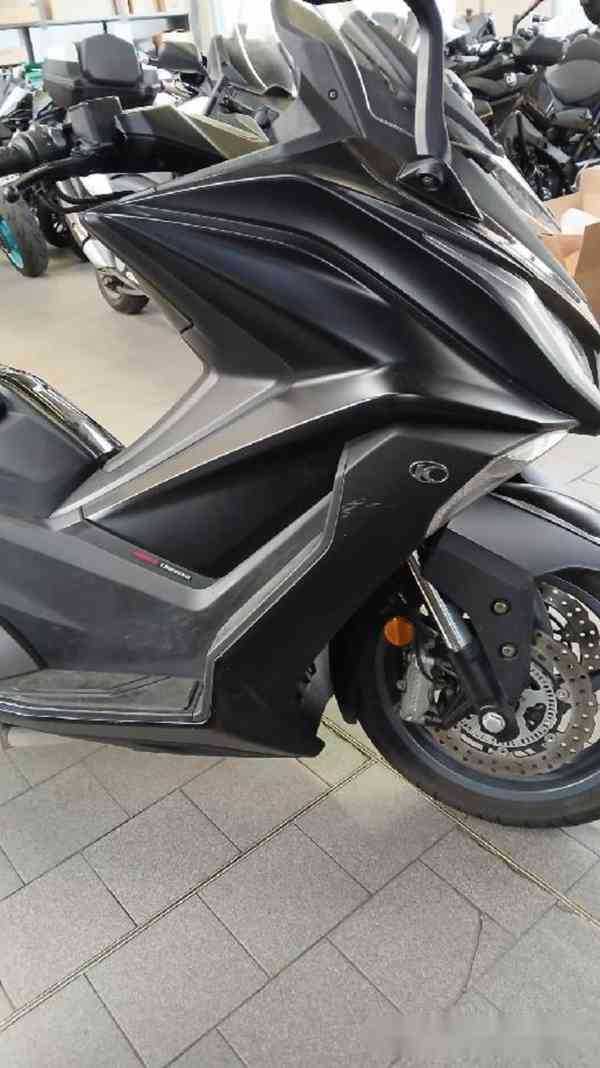 Kymco 550 AK - foto 7