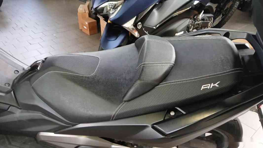 Kymco 550 AK - foto 2