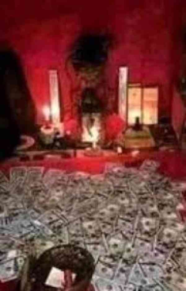 I want to join occult for +2348140334665money ritual 85 Rich - foto 3