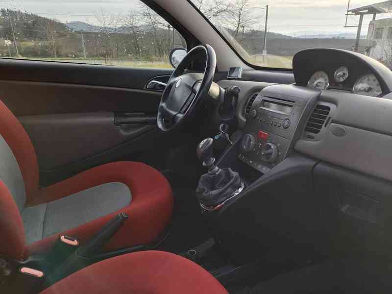 Lancia Ypsilon 1.4 70Kw RV.2005 - NOVÁ STK - foto 4
