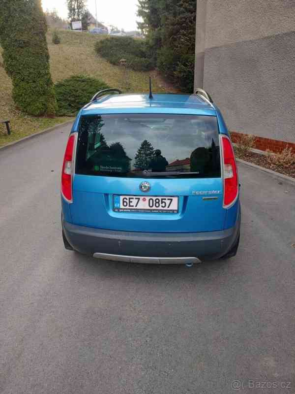 Škoda Roomster 1,6   Scout - foto 4