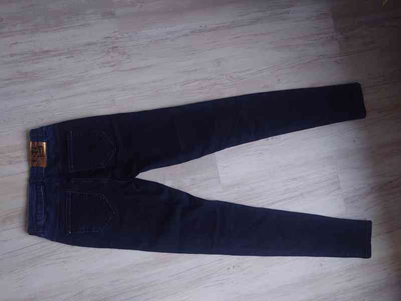 Desigual vyšívané Slim džíny  - foto 5