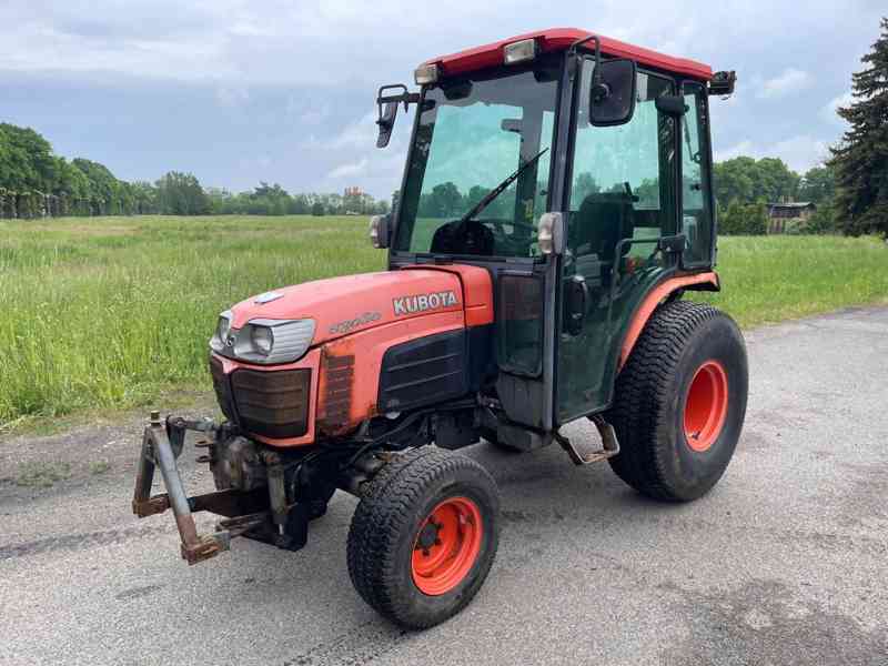 Traktor Kubota B3030 - foto 2