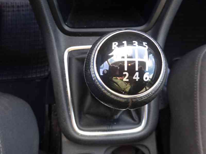 VW Sharan 2.0 TDI r.v.2011 (103 KW) 7 míst DPH  - foto 9