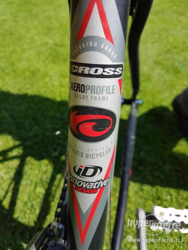 Trekové jízdní kolo Kellys Axis rám 21", kola 28" - foto 4