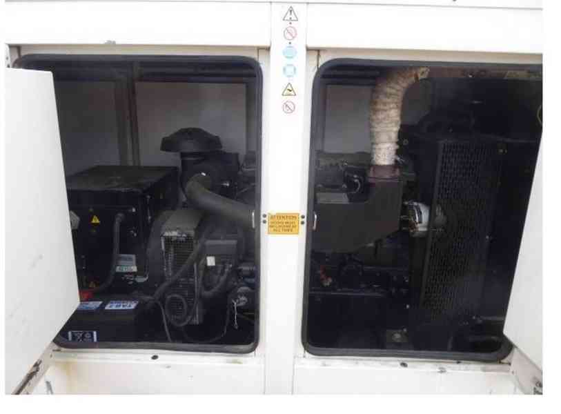 Dieselový generátor 100 KVA - 2005 FG WILSON PERKINS ENGINE - foto 7
