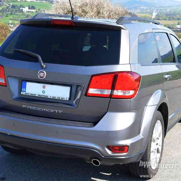 FIAT FREEMONT 3,6VVT V6 4x4 URBAN 280 PS, 1.MAJ.ČR,7 míst - foto 2