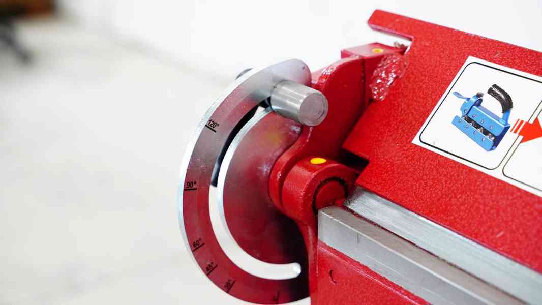 Ohýbačka plechu s kolečky a magnety 2m Pro klempíře - foto 7