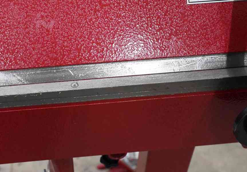 Ohýbačka plechu s kolečky a magnety 2m Pro klempíře - foto 9