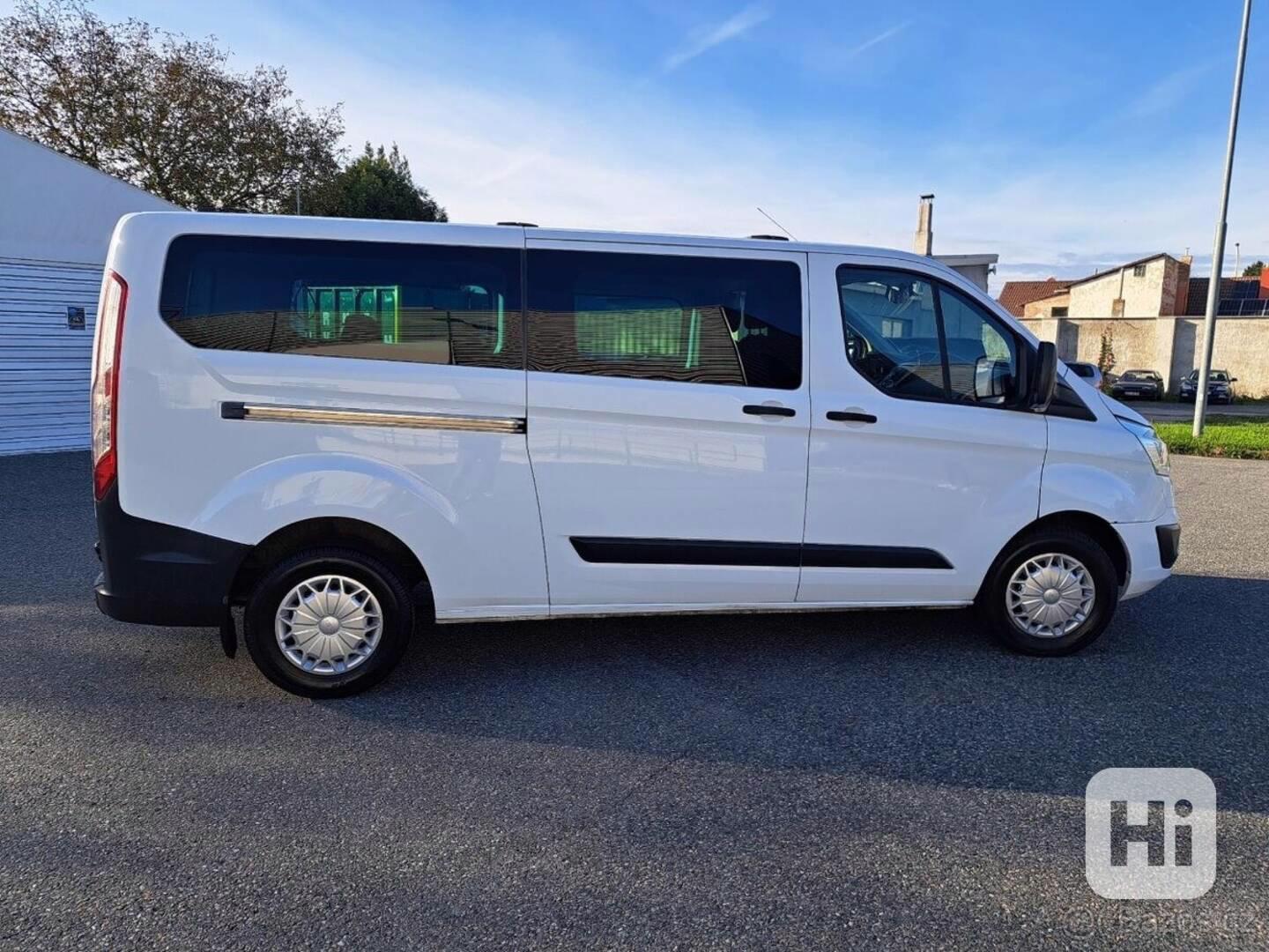 Ford Transit - foto 1