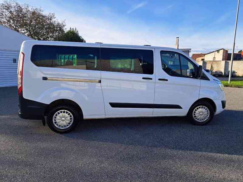 Ford Transit - foto 1