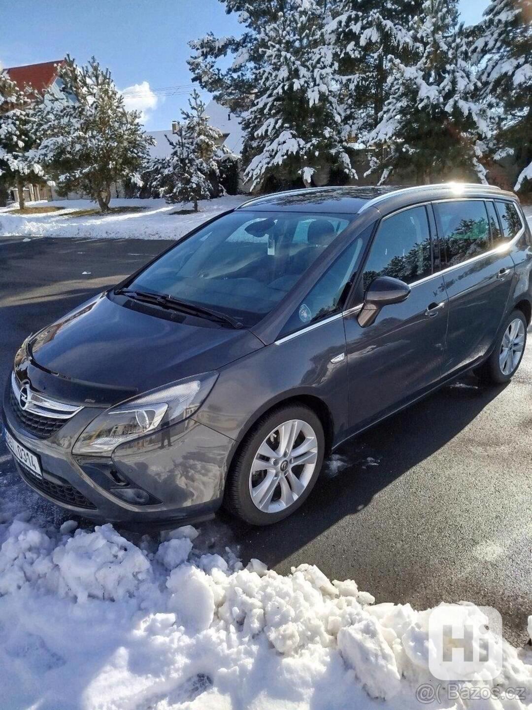 Opel Zafira 1,4   C - foto 1