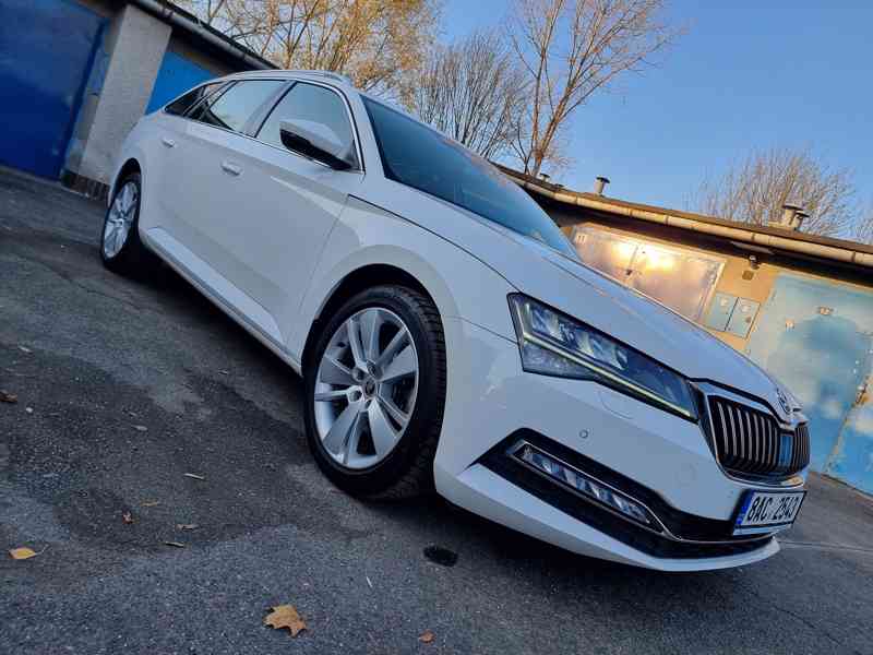 Škoda Superb 3 1.5 TSi Style+,ČR,kamera,NAVI,1.maj,DPH,garáž