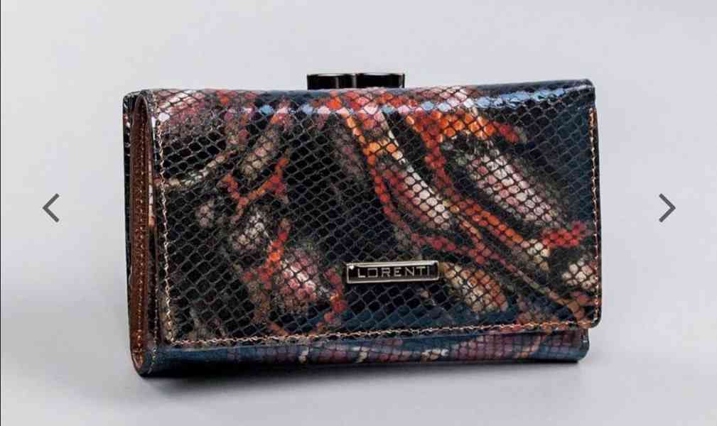Střední dámská kožená peněženka Lorenti s hadím vzorem  - foto 2