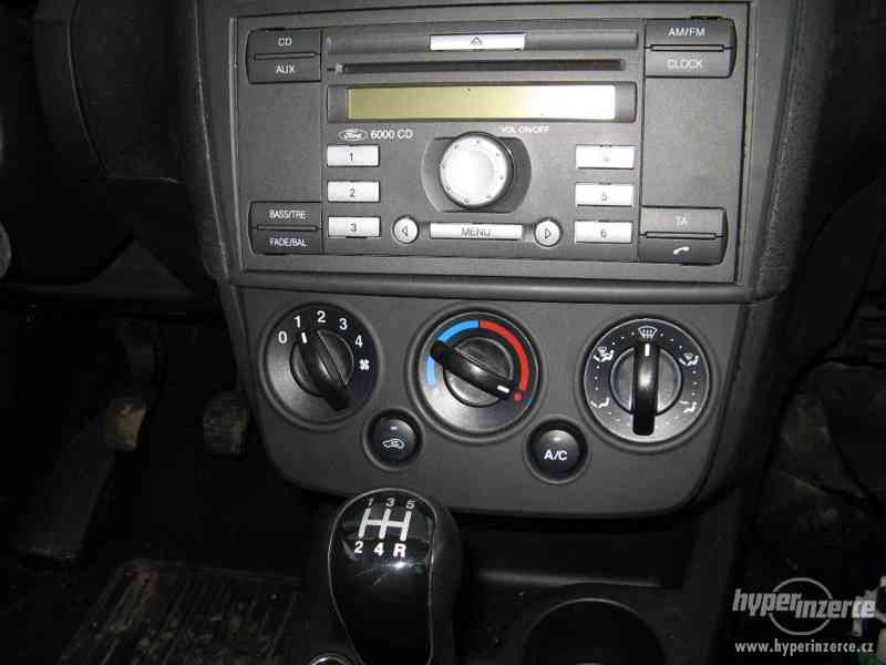 Ford Fiesta r.v.: 2007 1.3 51kW (A9JA) - foto 5
