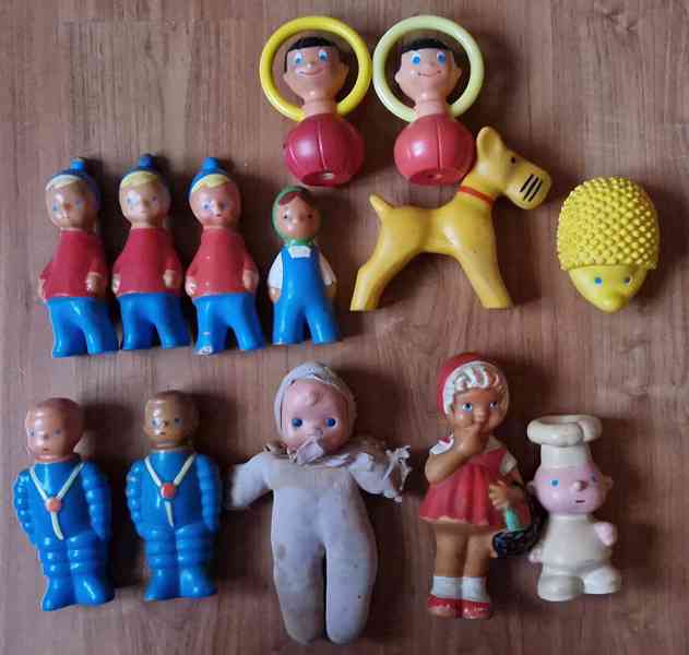 Akvaball - KZ Semily, šáša,Niklová a pět čůrajících panáčků - foto 2