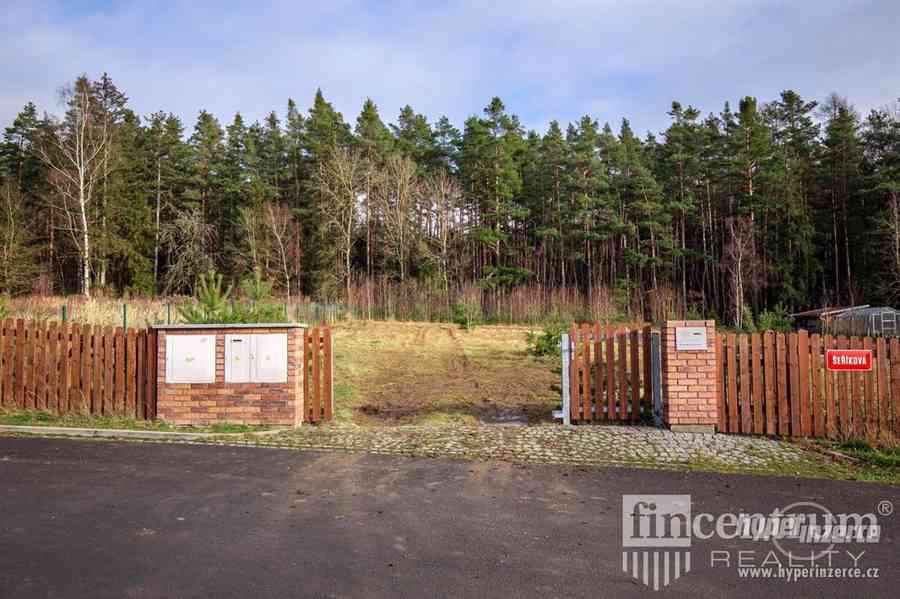 Prodej stavebního pozemku 1730 m2, Letkov - foto 1