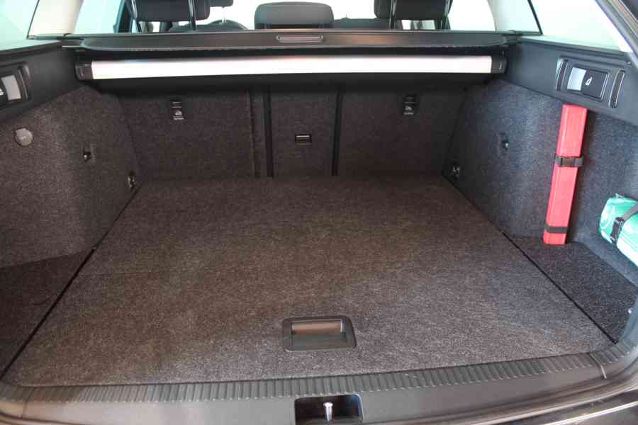 Škoda Octavia 2.0TDI STYLE+ LED Navi 90000KM - foto 14