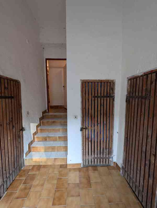 Prodej bytové jednotky 3+1 o velikosti 60 m² s garáží 34 m² - foto 14
