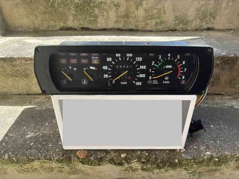 Přístrojovka ŠKODA RAPID a Š 125, 130, 136 - foto 1