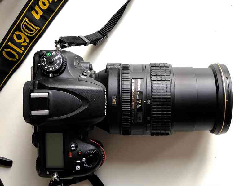 Nikon D610 + Nikkor 24-120 f4 AF-S G ED + příslušenství - foto 13