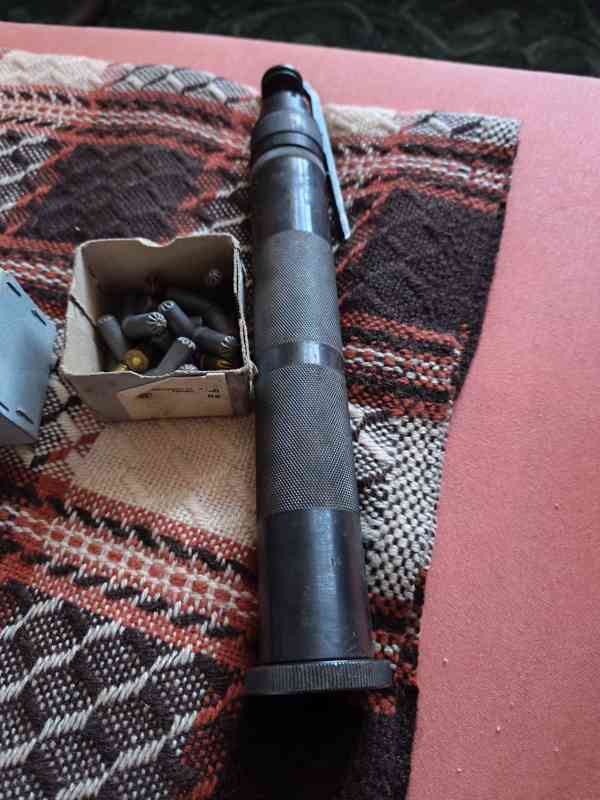 Jateční pistoli - foto 2