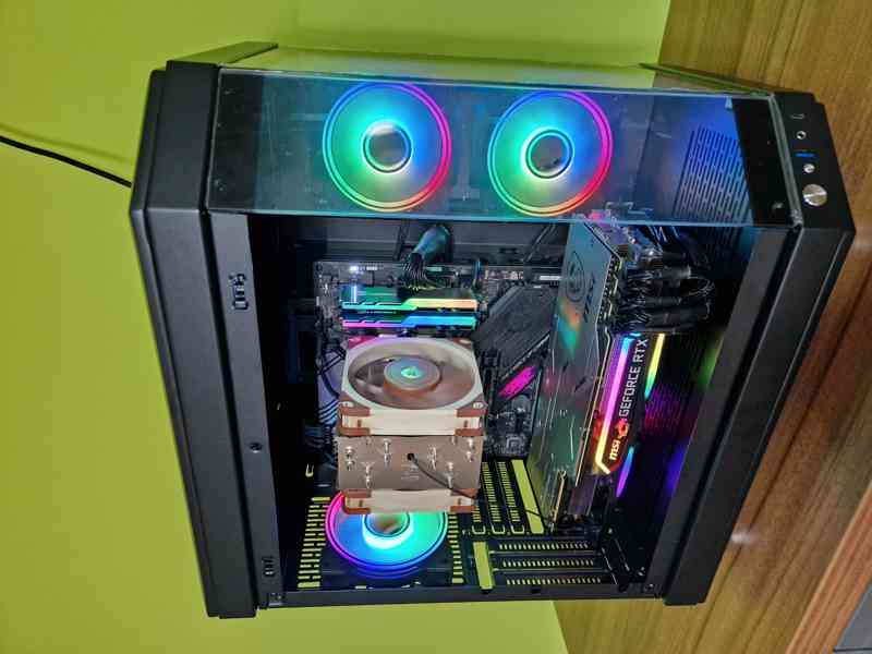 Herní PC - Ryzen 7 5800X3D / 32GB CL14 / 1TB / RTX 2080Ti - foto 2