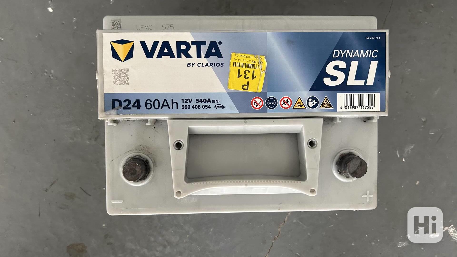 Autobaterie Varta Silver Dynamic, 60Ah, 540A, + pól vpravo - foto 1