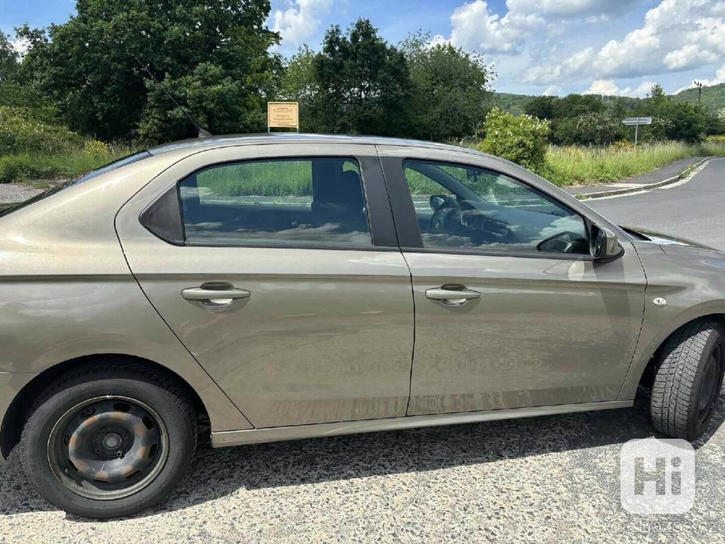 Peugeot 301 1,2   PURETECH r.v.2016 ,1 maj. - foto 1