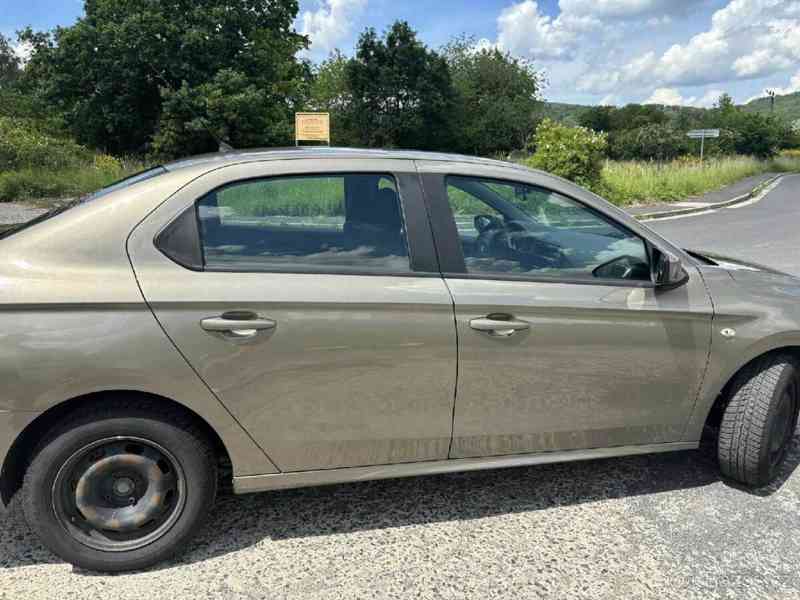 Peugeot 301 1,2   PURETECH r.v.2016 ,1 maj. - foto 1