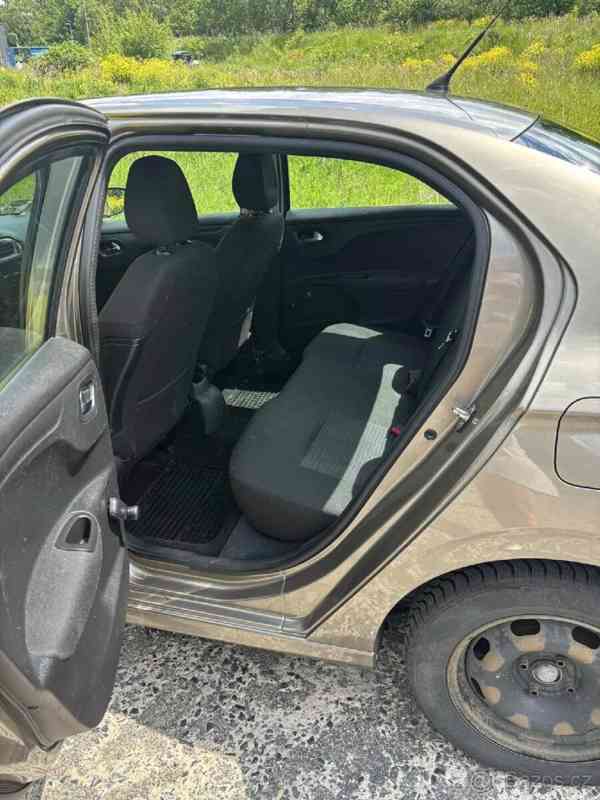 Peugeot 301 1,2   PURETECH r.v.2016 ,1 maj. - foto 13