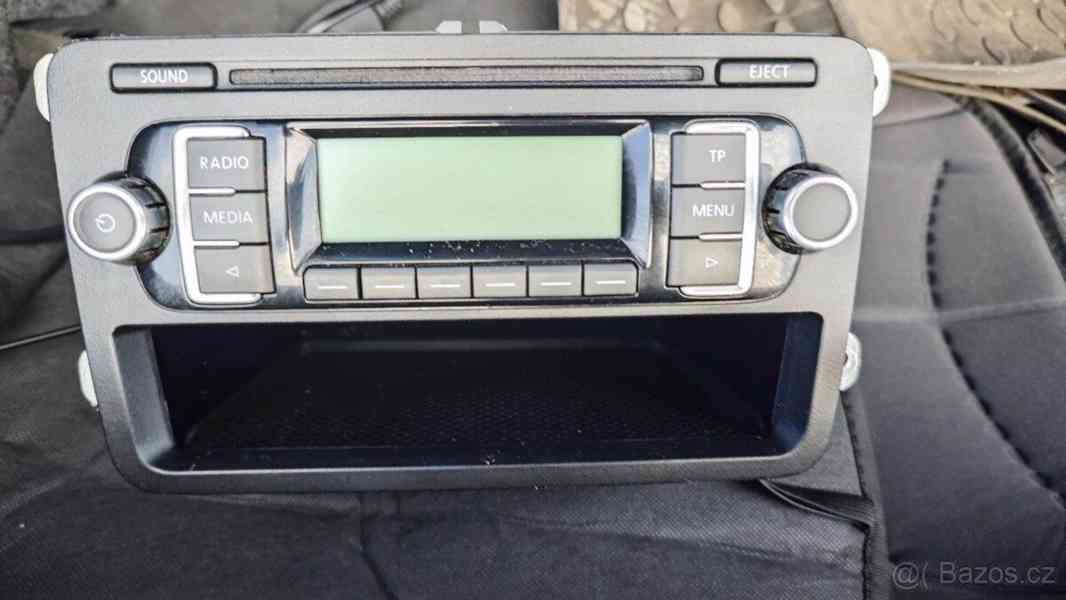 Volkswagen Golf 1,4   6 - automat - foto 15