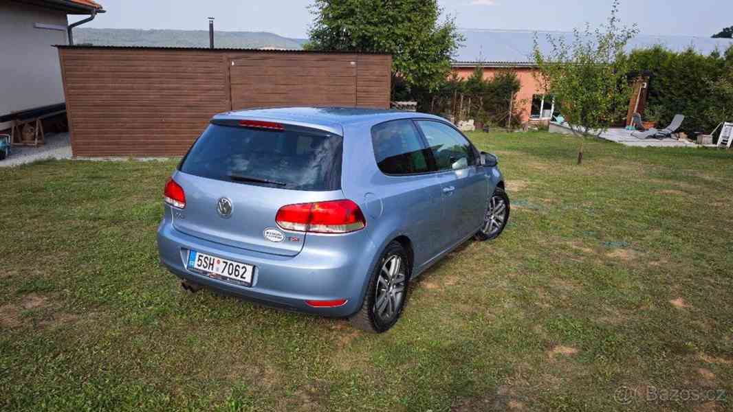 Volkswagen Golf 1,4   6 - automat - foto 10