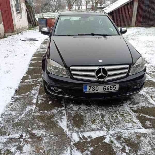 Mercedes-Benz Třídy C - foto 5