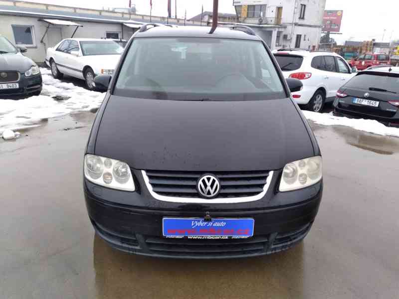 VOLKSWAGEN TOURAN 1.6 FSI TRENDLINE - foto 2