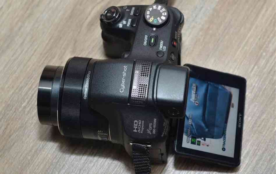 SONY CyberShot DSC-HX200V - foto 5