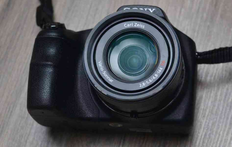 SONY CyberShot DSC-HX200V - foto 6