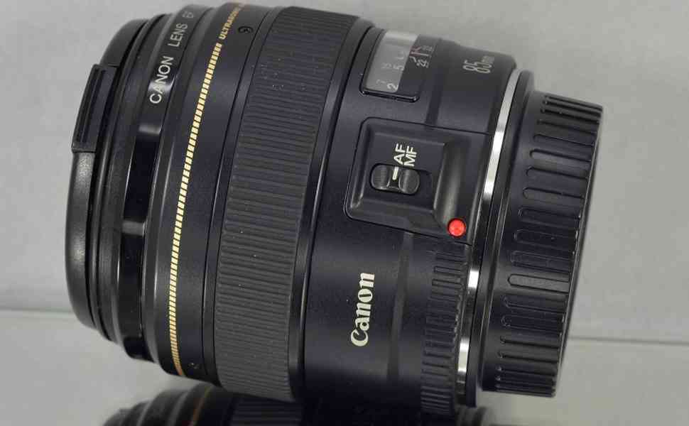 Canon EF 85mm f/1.8 USM **F.F. Pevný Portrétový - foto 6