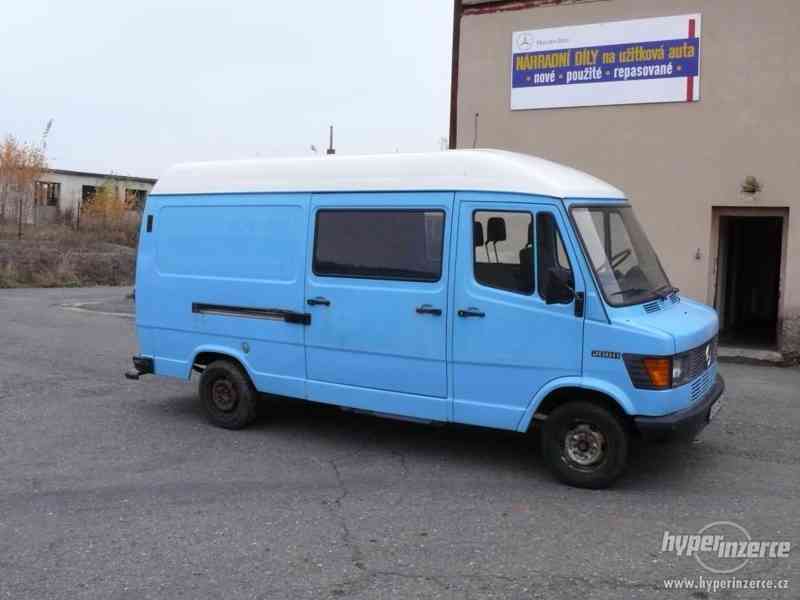 Mercedes-Benz 208D,5míst,nová STK - foto 4